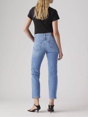 Levi's Wedgie Straight Ankle Women’s Jeans, Light Wash, 32 x 28
